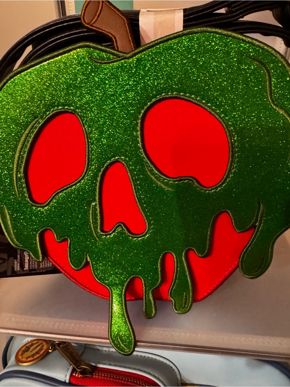 Loungefly - Poison Apple Crossbody